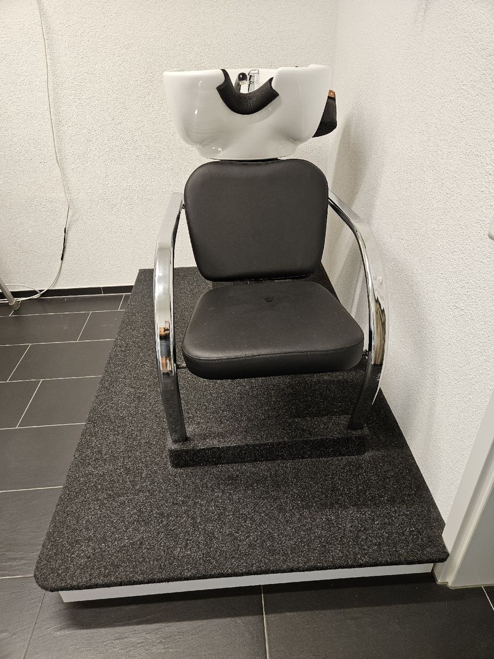 Lavabi & lavandini: Coiffeur Waschplatz Cuvette – Usato da Hüttwilen venduto da Df66 1