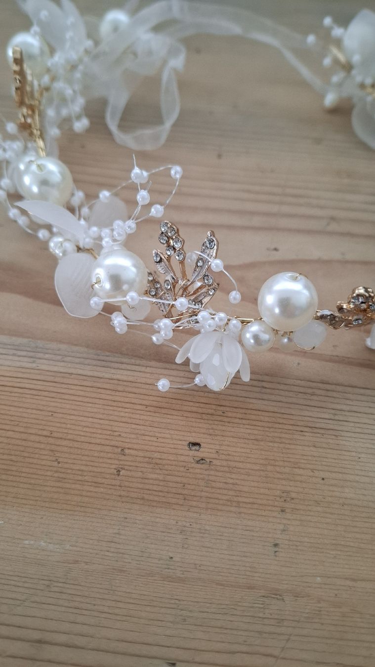 Accessori per capelli: Haarkranz 1.Kommunion oder andere Festtage – Usato da Buochs venduto da regenbogen7365 1