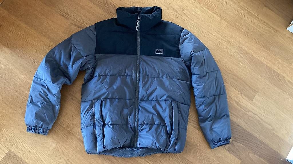 Jacken: Winterjacke Quiksilver XS – Gebraucht aus Luzern von Judith01112
