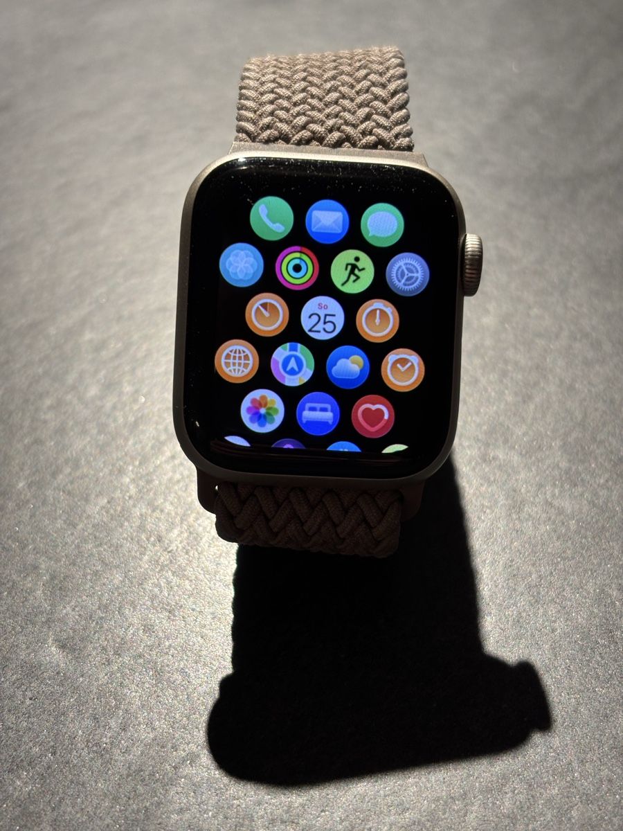 Apple Smartwatch: Apple Watch SE – Gebraucht aus Mümliswil von lil_9nrv 3