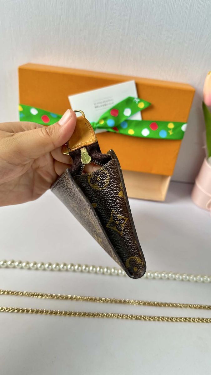 Louis Vuitton Sacs femmes: Louis Vuitton toiletry pouch gm  – D'occasion à Widnau par Pukpan_99 5