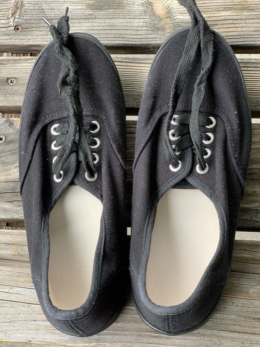 Scarpe da donna: Schwarze Stoffschuhe Gr.39 – Usato da Uster venduto da Flummi 1