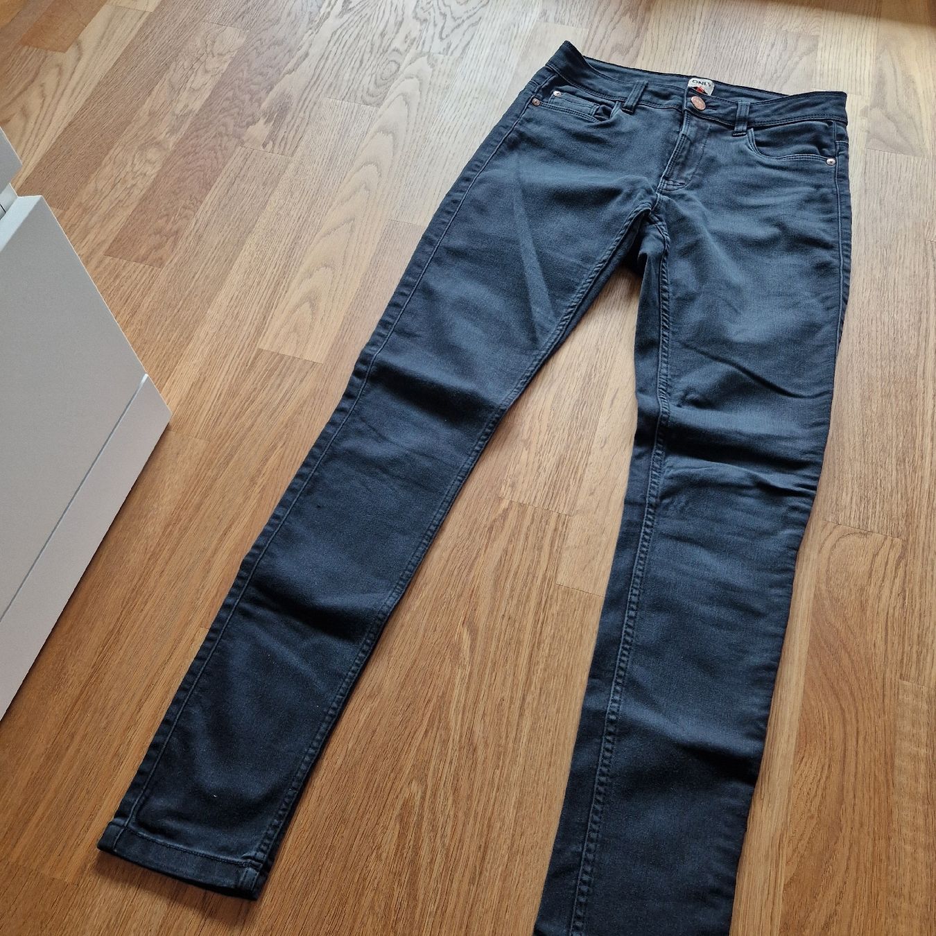 Only Jeans: Only Jeans & Pull&Bear Leggings Gr. M – Usato da Nendeln venduto da witr_gliabt 1