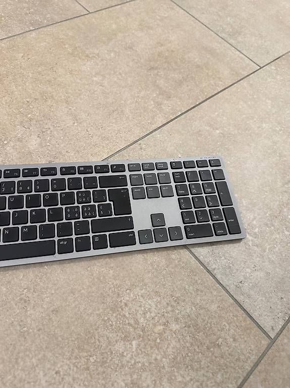 Dell Claviers: Dell Pro Multi-Device Bluetooth Wireless Keyboard KB740 – D'occasion à Schübelbach par Rahnmont 2
