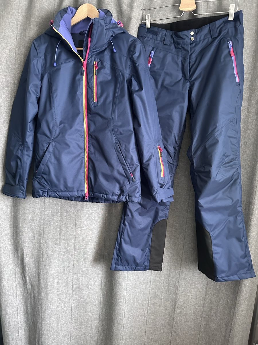 Tchibo Lotti di vestiti: Schneejacke & Schneehose inkl. Fleecepullover – Nuovo (secondo la descrizione) da Uitikon Waldegg venduto da MGC
