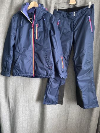 Schneejacke & Schneehose inkl. Fleecepullover
