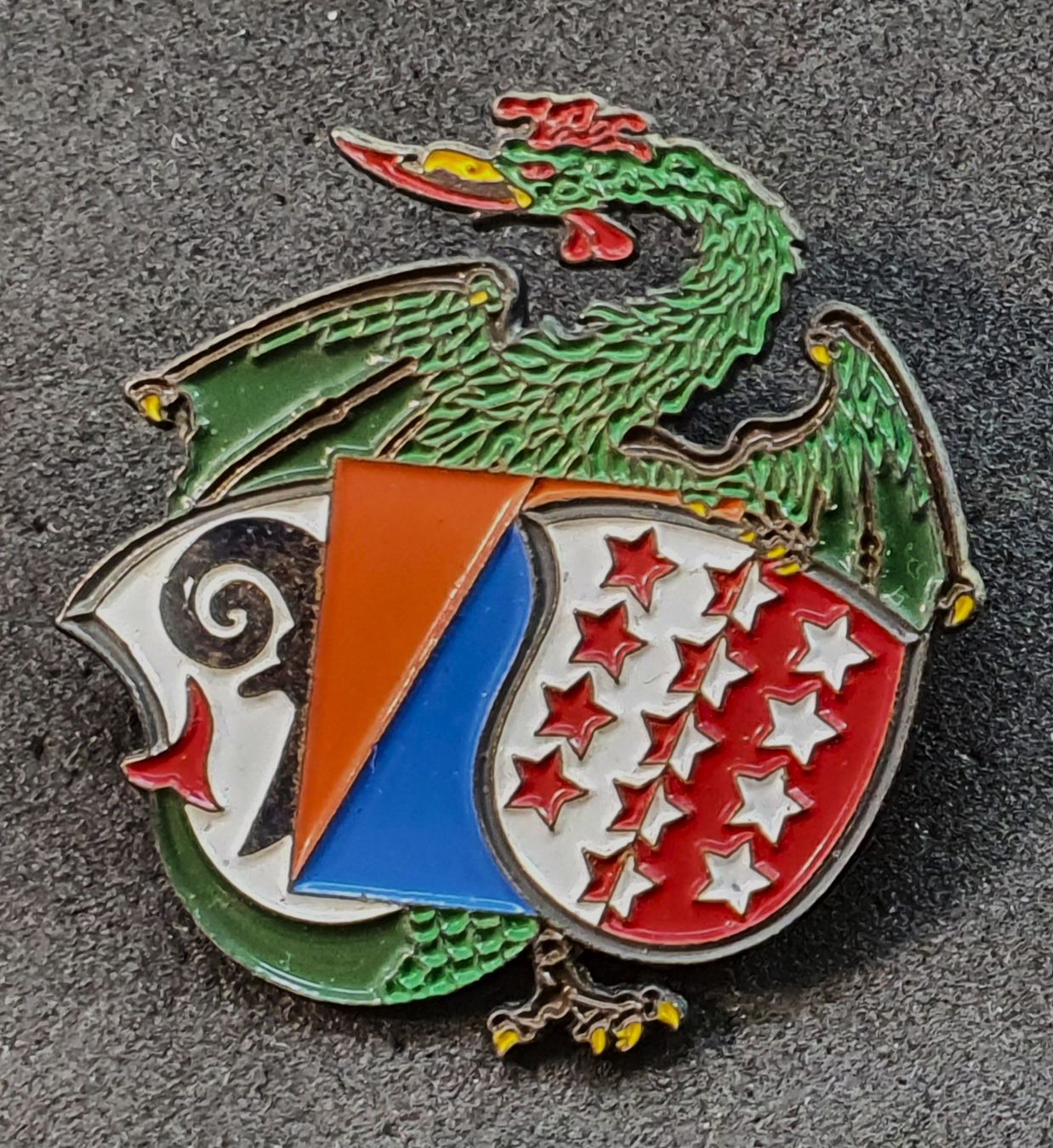 Plaketten & Abzeichen: U123 - Pin Basilisk Zivilschutz Basel Wallis – Gebraucht aus Reinach BL von Boston-Verkauf