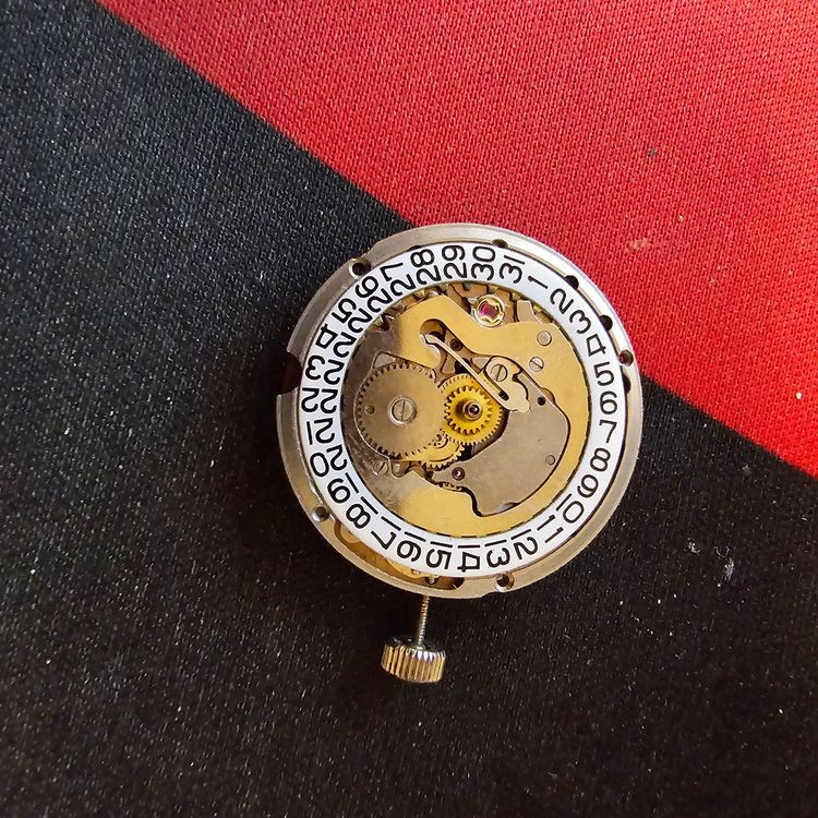 Mouvement De Montre 1700-01 - Pour Pièces Détachées Ou Réparation - Occasion