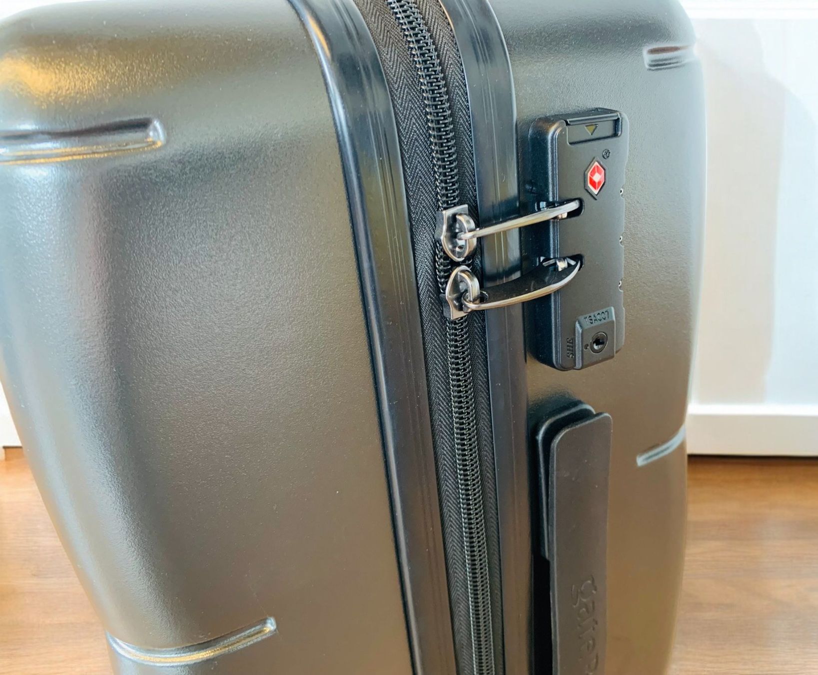 Valigie: Handgepäck Polycarbonat 55CM Gr. M gateBAG Anthrazit NEU – Nuovo e nell'imballaggio originale da Bergdietikon venduto da shopAgent 3