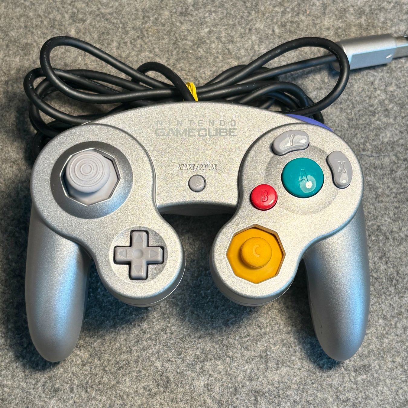 Nintendo Controller: Gamecube Controller Original Silber – Usato da Mollis venduto da GamingCorner