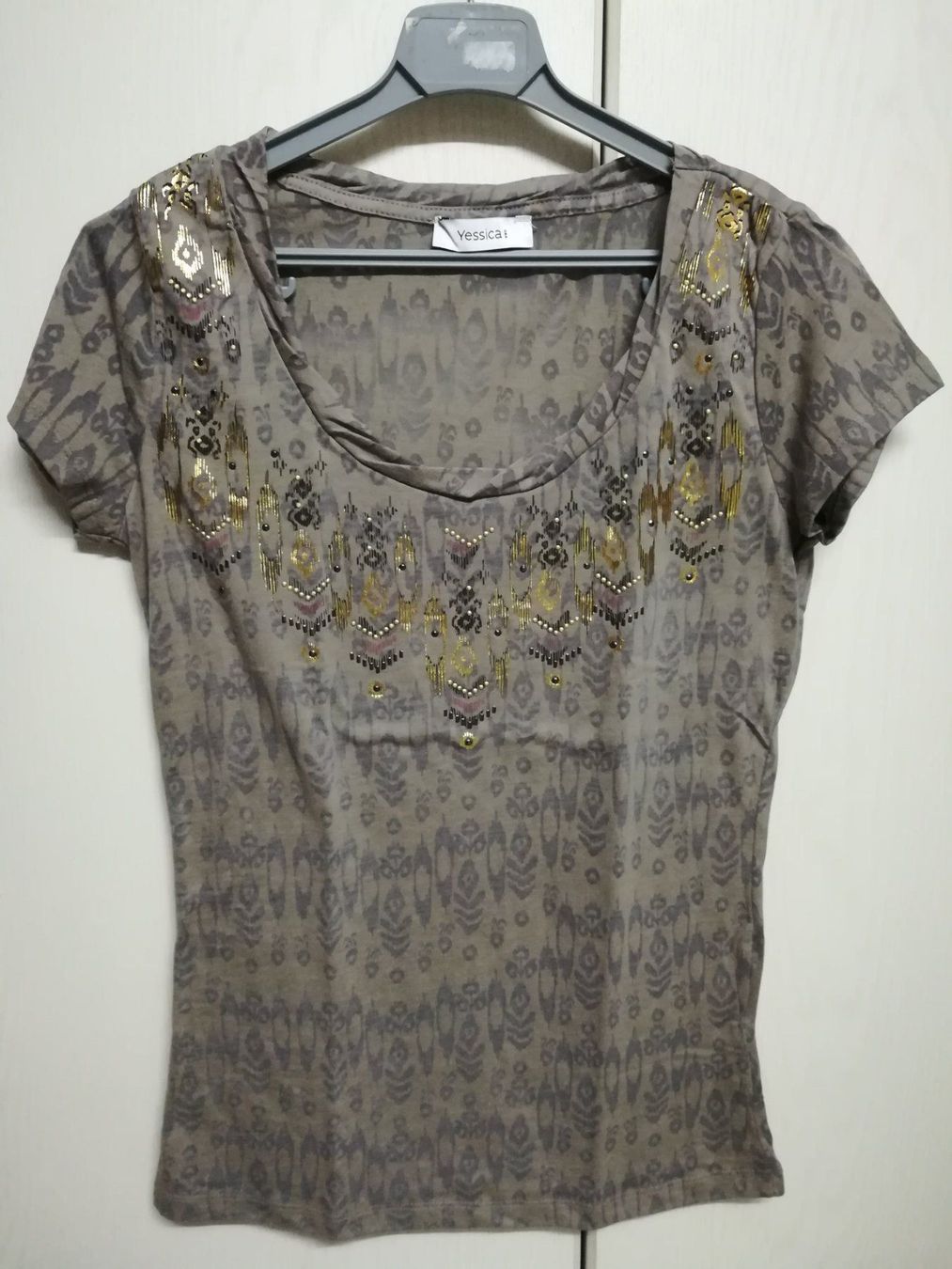 Kleiderpakete: Kleiderpaket mit 6 Shirts Grösse XS – Neu (gemäss Beschreibung) aus Wil SG von MissMillie71 3