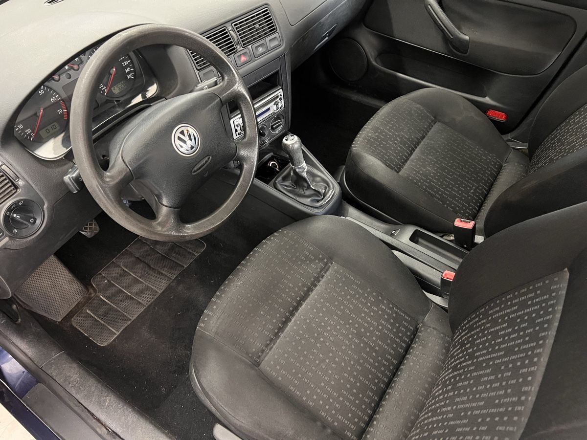 VW Automobili: VW Golf 4 Kombi 2.0 4motion 4x4 Klima – Usato da Balterswil venduto da Blattner-Tech 4