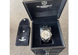 Black Out Concept Ocean Master Skeleton