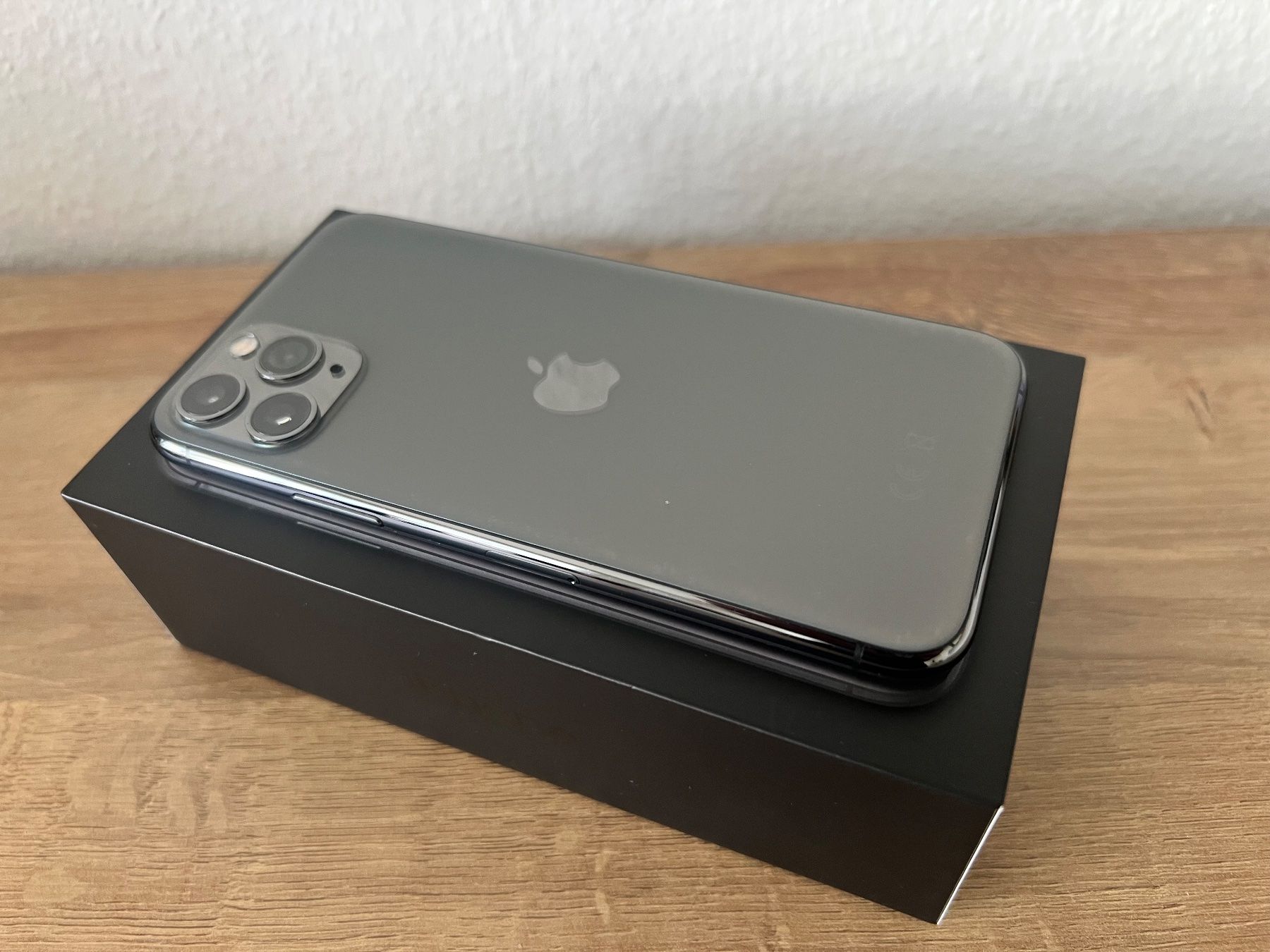 Apple Telefoni cellulari / Smartphones: iPhone 11 Pro Space Gray, 64GB – Usato da Bern venduto da No1e 3