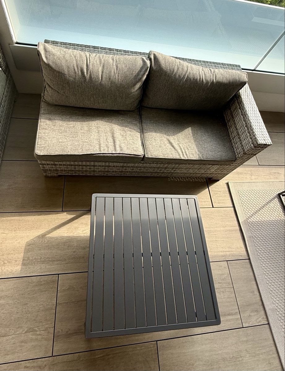 Sofas: Lounge mit Tisch – Gebraucht aus Glattpark(Opfikon) von Barbiie 1