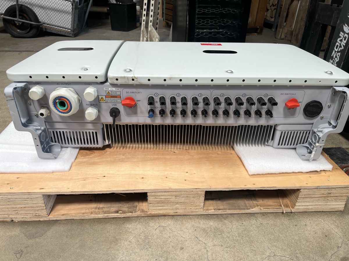 Huawei Inverter: Sun2000-60KTL-M0 Wechselrichter – Usato da Riedt b. Erlen venduto da 50101 4