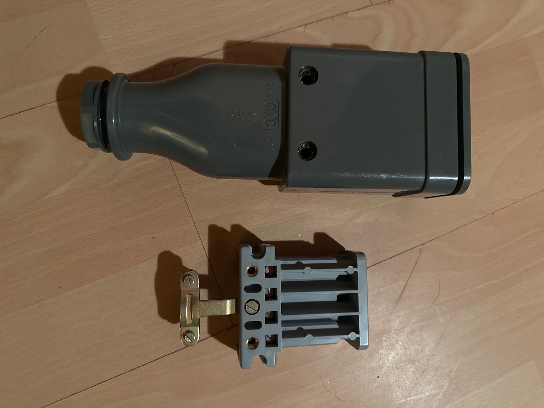 Spine: J25 4 Polige Kupplung CMC – Usato da Huttwil venduto da Bolpa 4