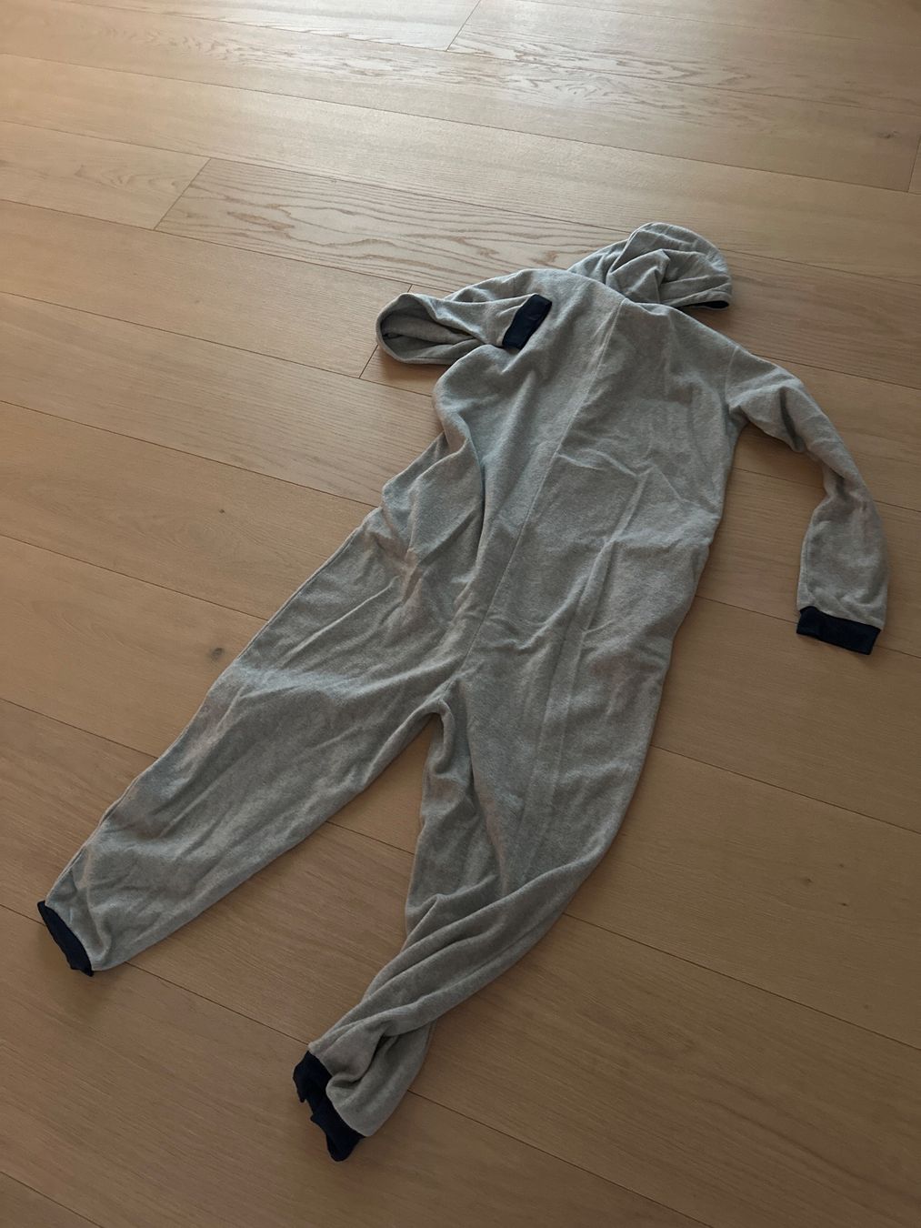 C&A Tute: Coole Pyjama-Strampler Onesie – Usato da Pfäffikon ZH venduto da bingo74 2