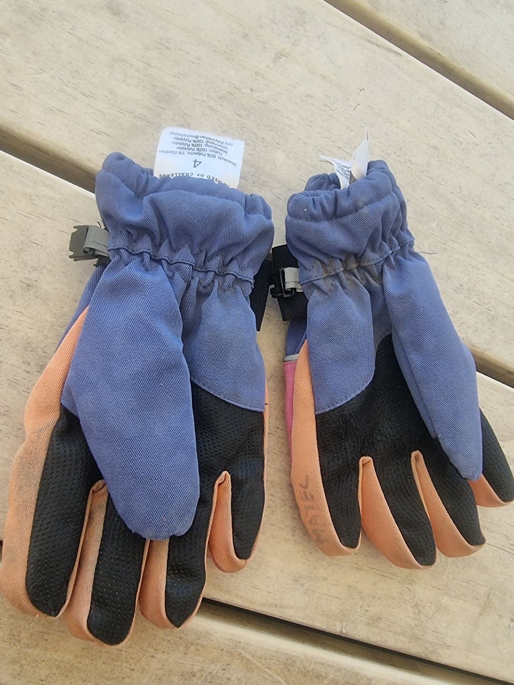 Guanti & manicotti: Handschuhe gr 4 – Usato da Busswil BE venduto da Binchenbeetli 1