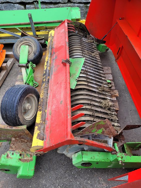 AGRAR PICK-UP 1.8m mit Tastrad und Schwadrolle (Defekt) in Weinfelden ...