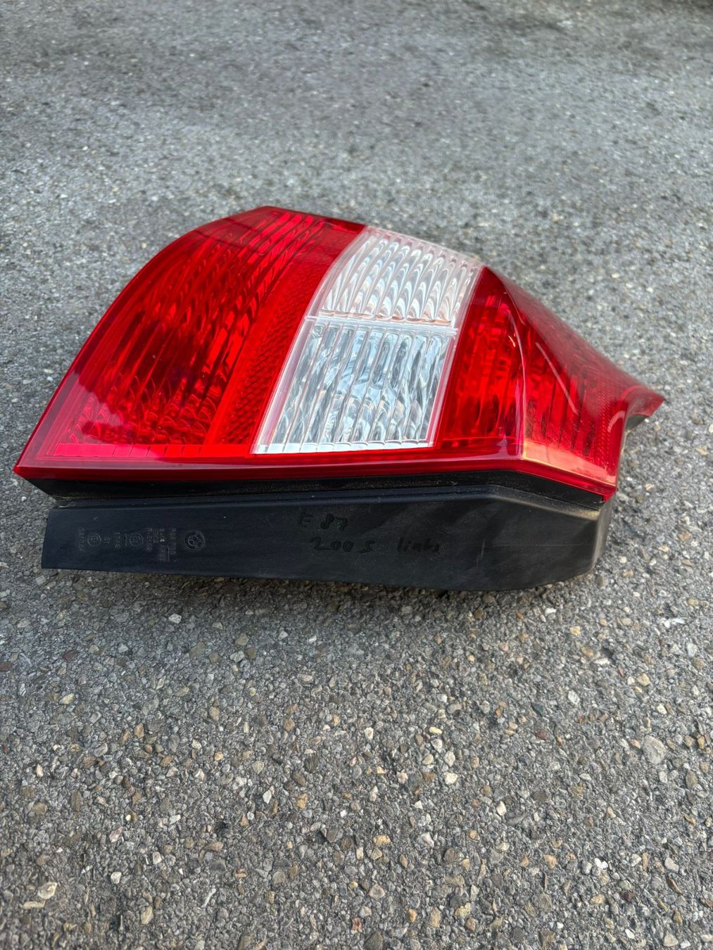 BMW Fari: BMW 120 E 87 Heckleuchte links JG 2005 – Usato da Rothenhausen venduto da Deltassion 1