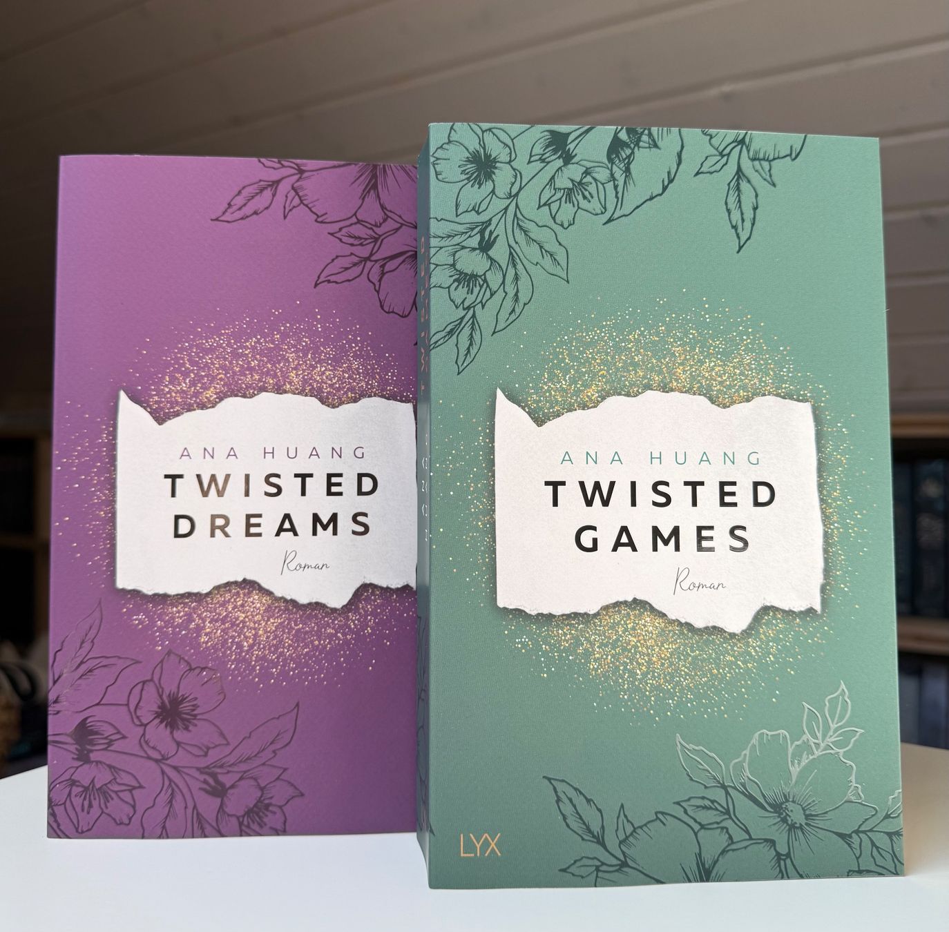 Libri: Ana Huang - Buchset - Twisted Series – Nuovo e nell'imballaggio originale da Eichberg venduto da Lolapop18 2