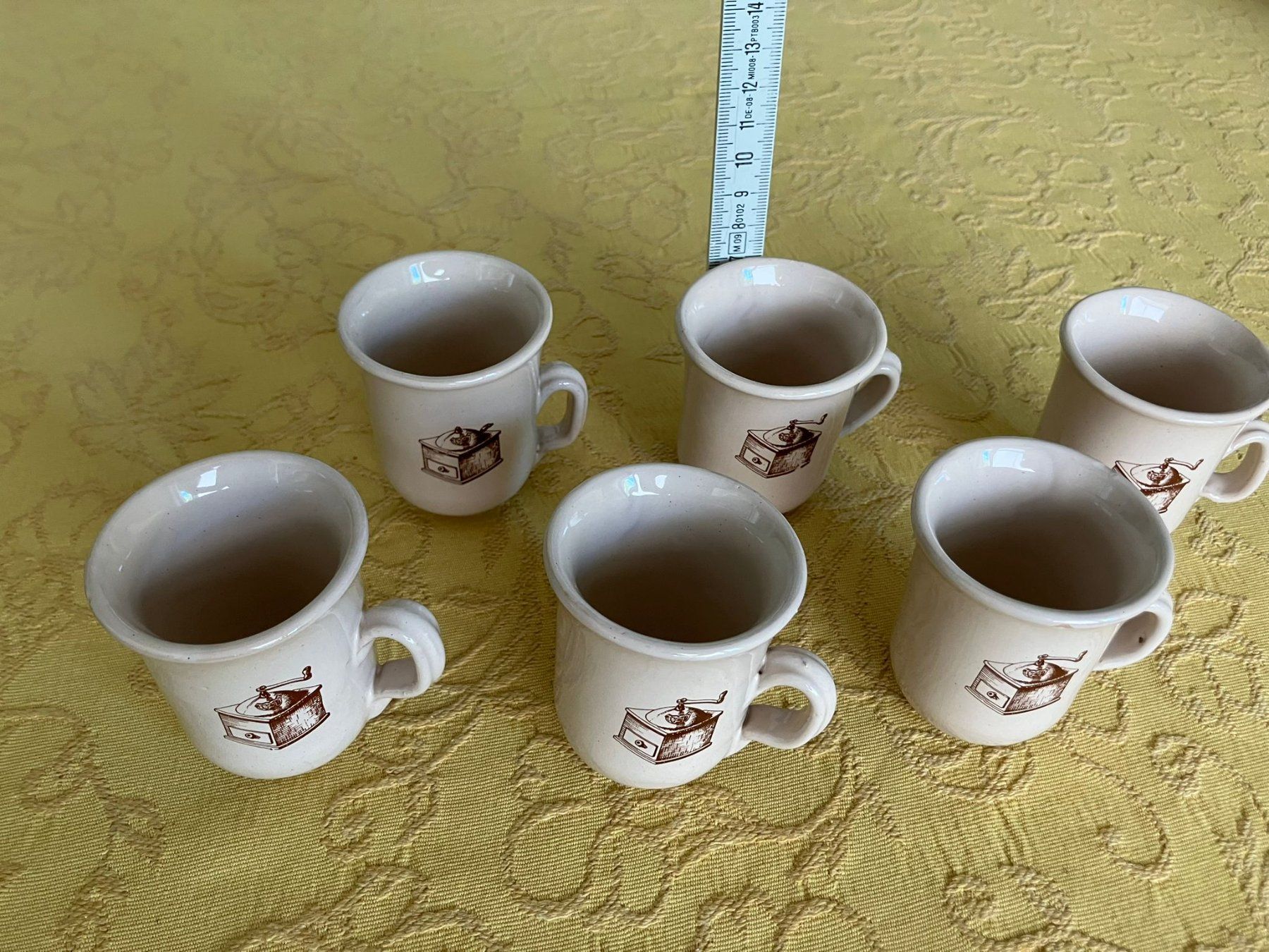 Tassen: 6 tazze di medie dimensioni con macina caffè – Gebraucht aus Melano von H-Sara 1