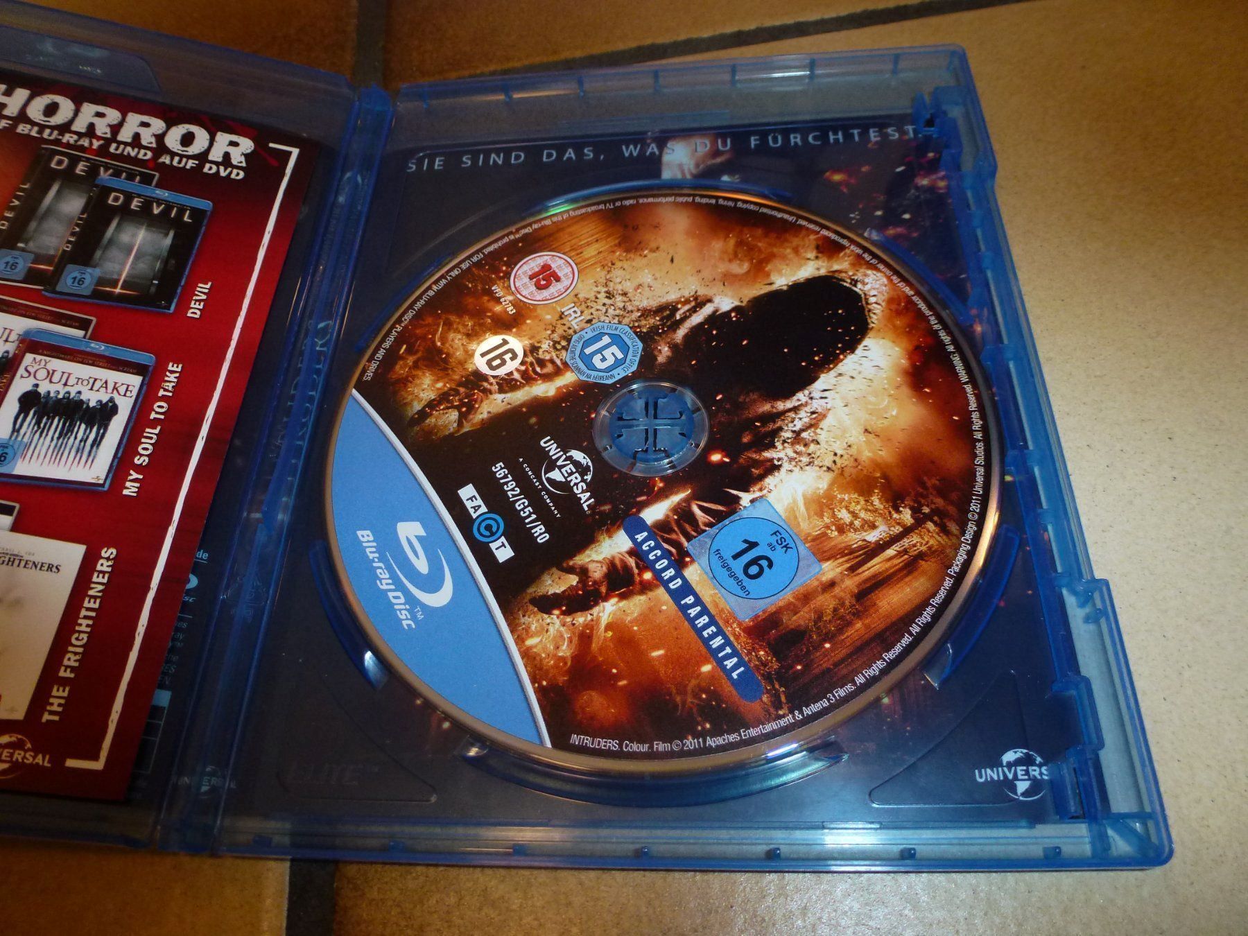 Tutti i DVDs: Intruders BLU-RAY – Usato da Olten venduto da Disc-Verkauf 1