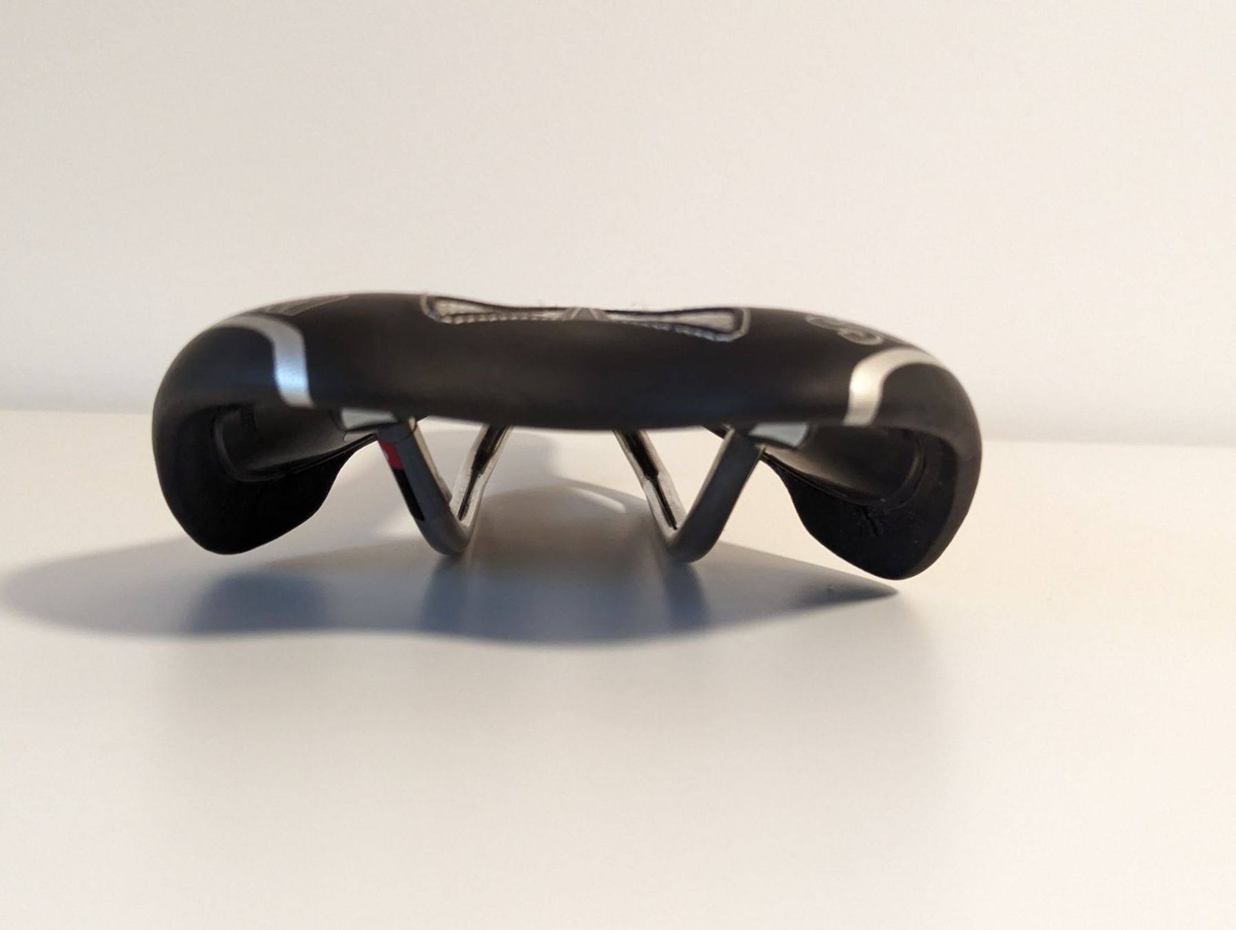 Selle Italia Ersatzteile: Selle Italia SLR Flow Sattel – Gebraucht aus Riggisberg von  4