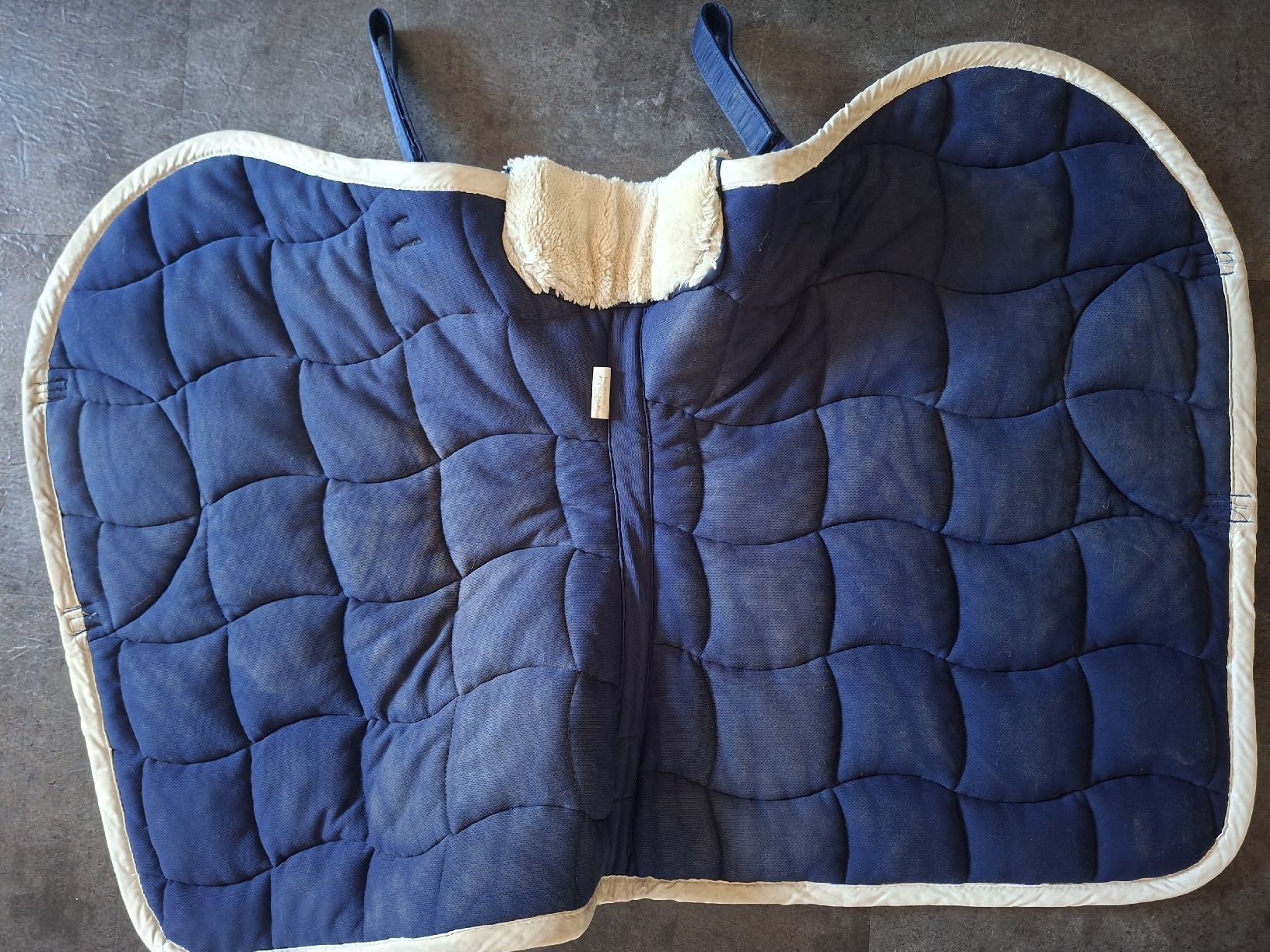 Briglie & Cavezze: Eskadron Heritage Schabracke VS – Usato da Bad Ragaz venduto da ele_62tq 5