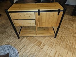 Kommode aus holz