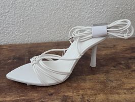 Bershka Sandalen Weiss, Gr. 36, Neu mit Etikett, Sommer