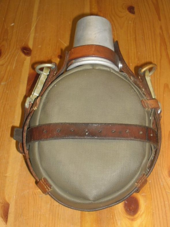 Schweizer Armee Attrezzatura & Pezzi di ricambio: Labeflasche  , Jg 1967 – Usato da Büren SO venduto da omsa 2