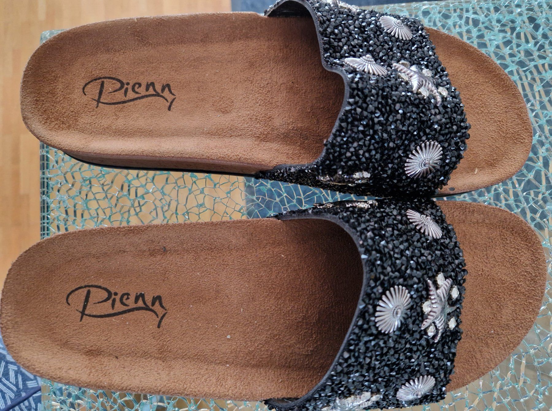 Scarpe da donna: flache Sandalen – Nuovo (secondo la descrizione) da Baar venduto da maidli