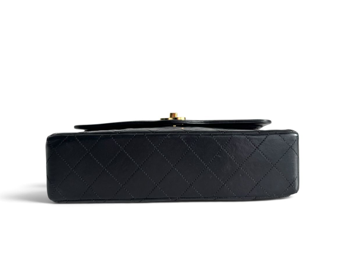 Chanel Borse da donna: CHANEL Lambskin Quilted Medium Double Flap Tasche – Usato da Kriens venduto da hannaandkiko 5