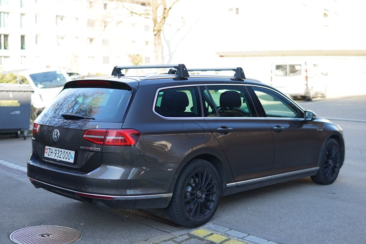 VW Automobili: VW PassatV 2.0 TDI 4M – Nuovo (secondo la descrizione) da Zürich venduto da Nihad09 1