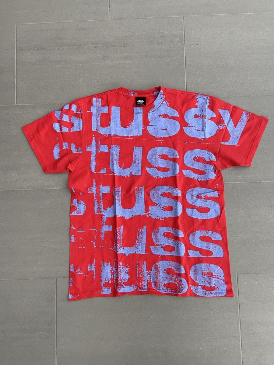 Stüssy T-shirt: Stüssy stamp T-Shirt, Grösse M – Usato da Märwil venduto da Flo__