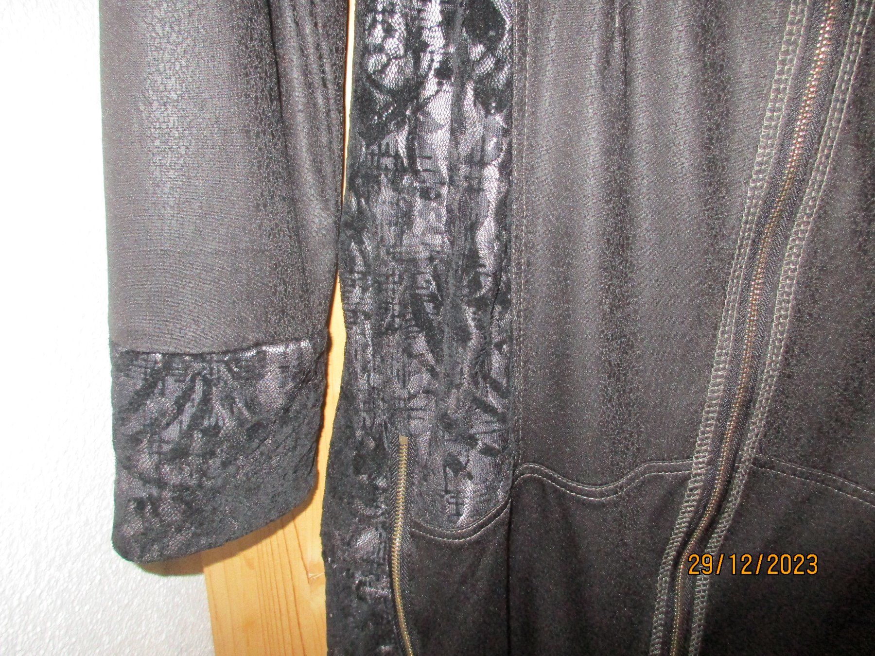 Vestiti: Kleid mit Jäckli wunderschön M schwarz mit Spitzen – Nuovo (secondo la descrizione) da Ottenbach venduto da Claurin 3