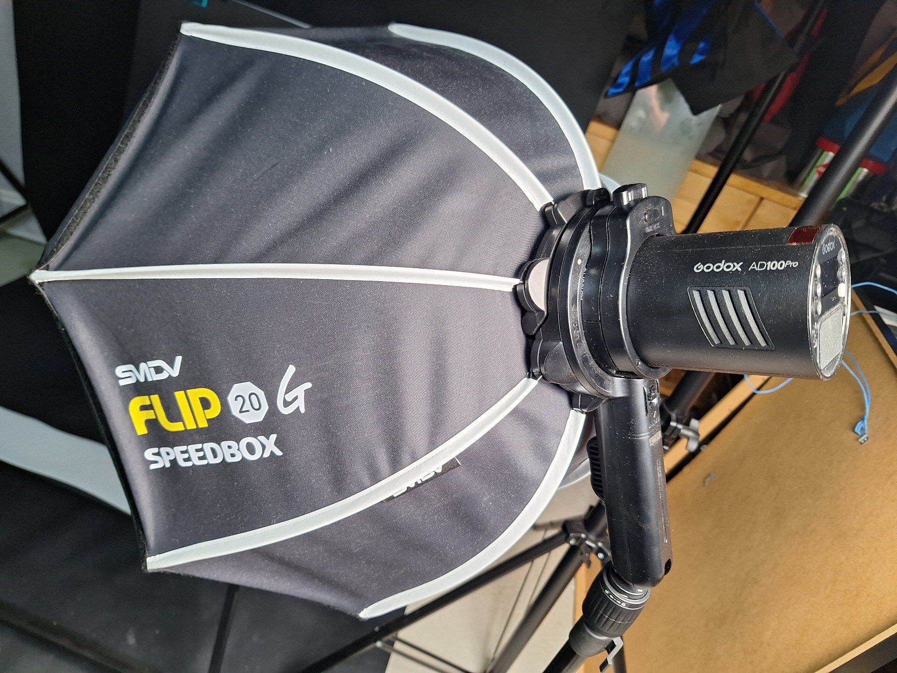 Flashs: Godox AD100pro Special Set – D'occasion à basel par Sinamaica64 1