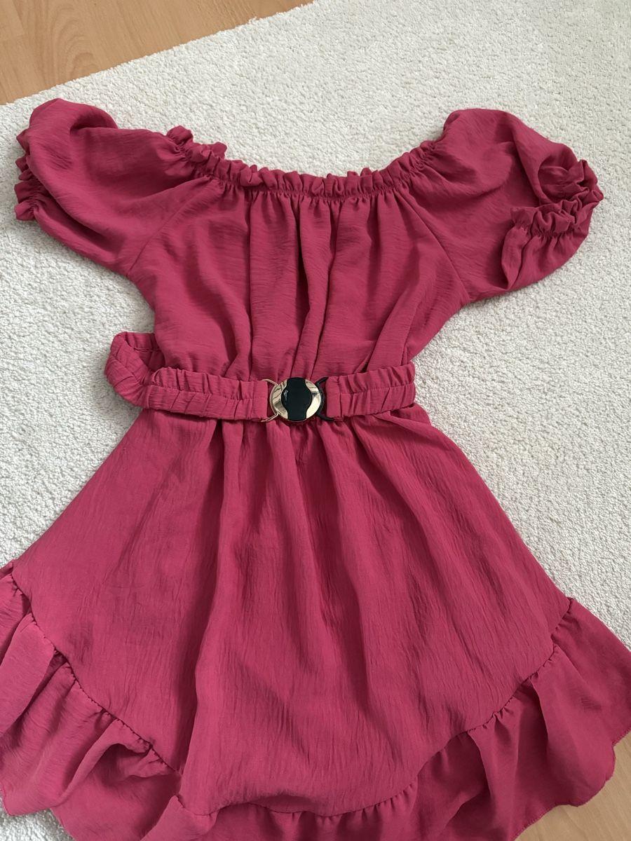 Vestiti: Sommerliches Kleid – Nuovo (secondo la descrizione) da Alpnach Dorf venduto da beauty87