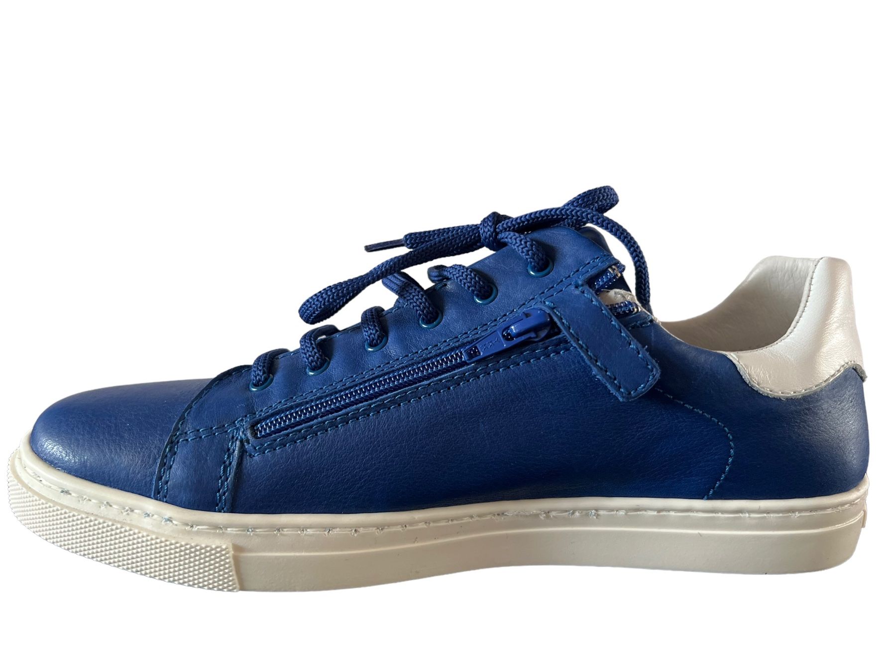 Schuhe für Jungen: Sommer- Sale Sneaker, Leder Gr. 32 – Neu und originalverpackt aus Steinhausen von Jan_CesilWeber 1