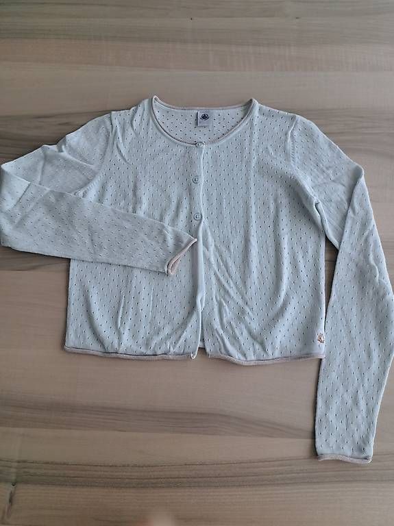 Petit Bateau Jacken & Mäntel: Petit Bateau Strickjacke mit 12j, neuwertig – Gebraucht aus Riehen von Sina13 1