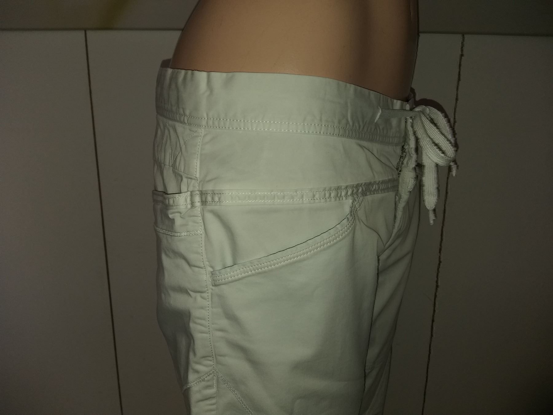 Girbaud Hosen: MARITHE FRANCOIS GIRBAUD Pantalon / Hose taille / Grosse W32 – Gebraucht aus Cossonay-ville von Super-Price-Quality 4