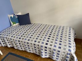 Bett mit Bico Matratze