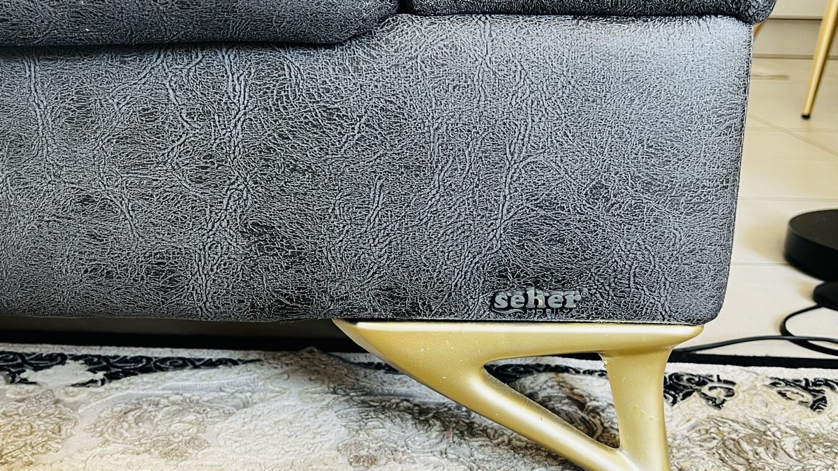 Sofas: Canapé gris matelassé bon état – Gebraucht aus Chessel von why_pxw6 4