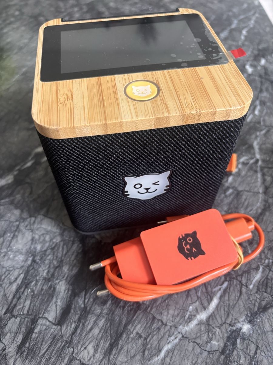 Spielzeuge: Tigerbox mit Sammelalbum – Gebraucht aus Affoltern am Albis von interceptor356