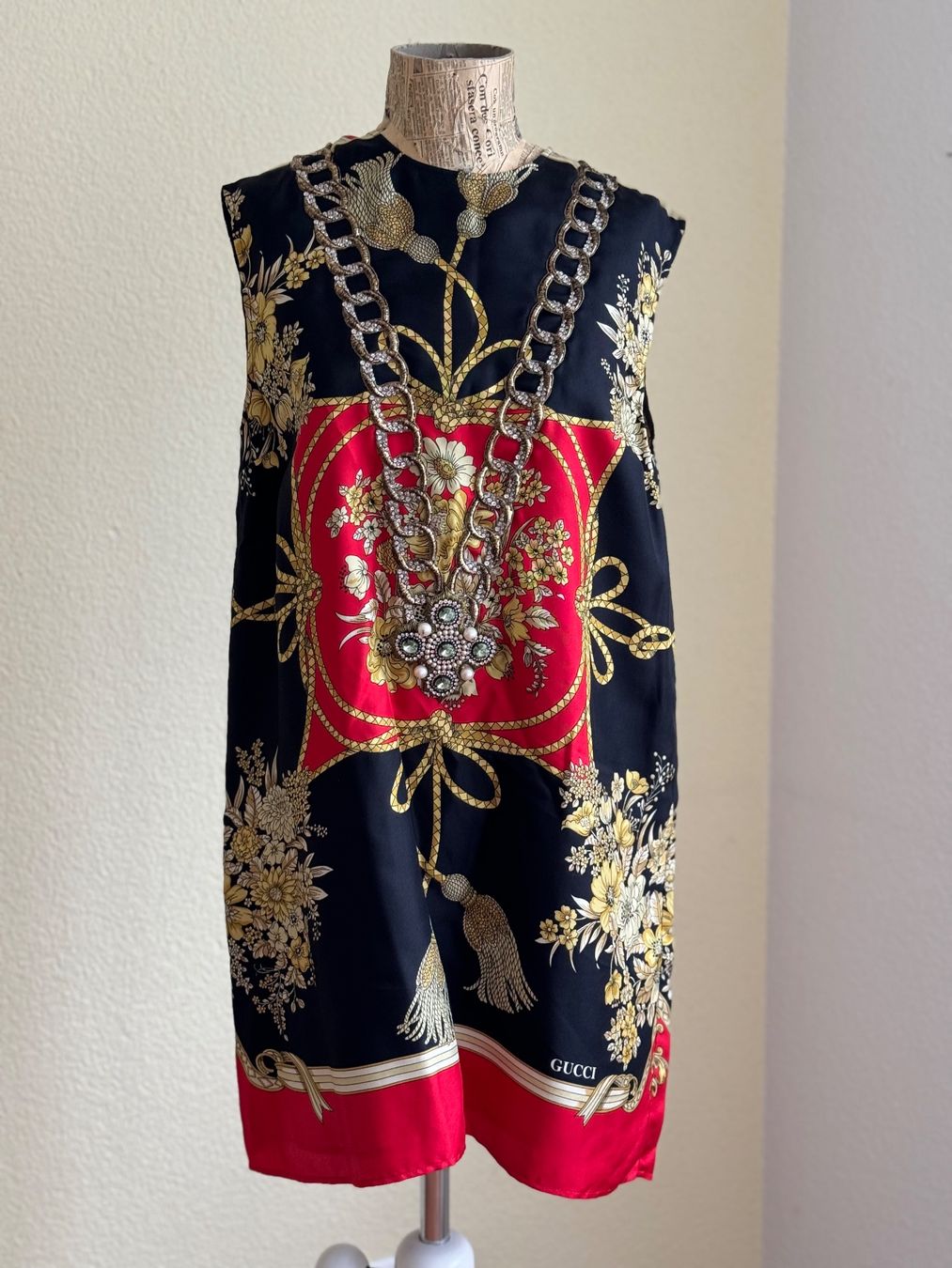 Gucci Vestiti: Gucci Kleid – Nuovo (secondo la descrizione) da Rotkreuz venduto da Mini_mela33