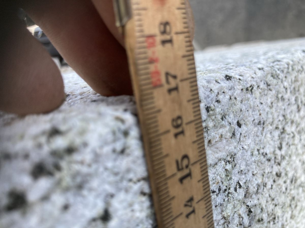 Scale: Div Granit Treppenstufen  – Usato da Uerkheim venduto da Dealer-4813 7