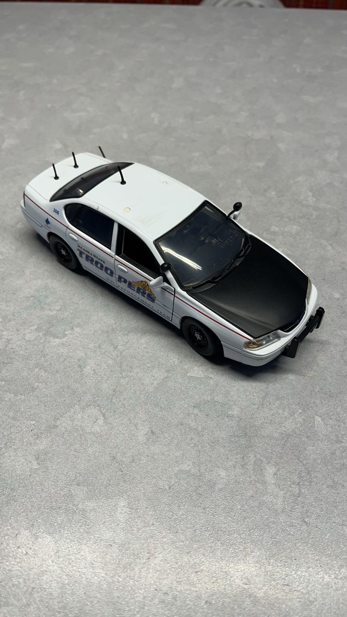 Chevrolet Modellini d'auto: 1:25 / Chevy Impala / Alaska State Trooper Unit – Usato da Vaduz venduto da Domiduke 1