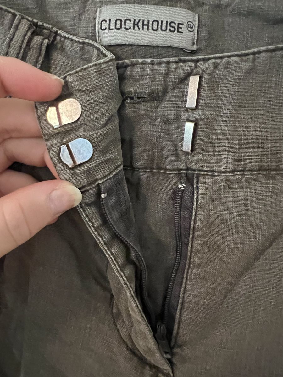 C&A Pantaloni: Clockhouse Shorts (Gr.42) – Usato da Winterthur venduto da mel_wy 2